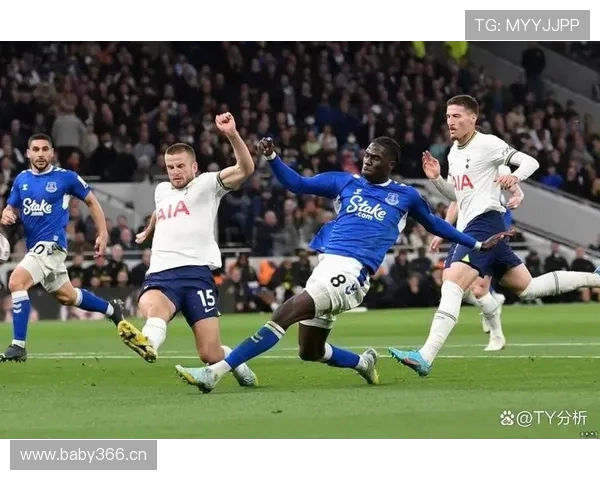 罗杰斯对阵热刺关键数据爆发表现引领比赛胜负最终走向攻防两端